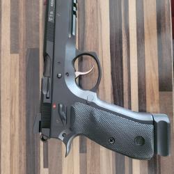 CZ 75 sp01 shadow 50eme anniversaire s&eacute;rie limit&eacute;e 9mm