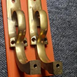 Lot de 2 Pontets Poudre noire Cal 36 dans l'&eacute;tat.