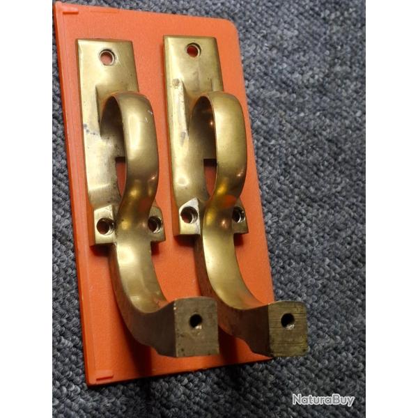 Lot de 2 Pontets Poudre noire Cal 36 dans l'�tat.