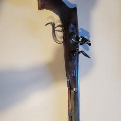 Pistolet Silex Mortimer Pedersoli cal 44 avec plusieurs silex, un stock de balle et un moule 44-433