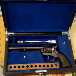 COFFRET LUXE COLT SAA FRONTIER 7.1/5 CAL.44.40 &Eacute;TAT D'ORIGINE MAGNIFIQUE.