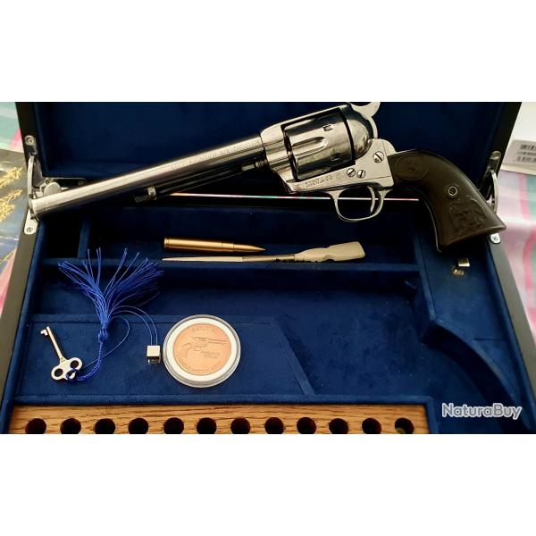 COFFRET LUXE COLT FRONTIER 7.1/5 CAL.44.40 �TAT MAGNIFIQUE. POUR COLLECTIONNEUR CHEVRONN�
