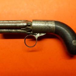 Poivri&egrave;re MARIETTE quatre canons .