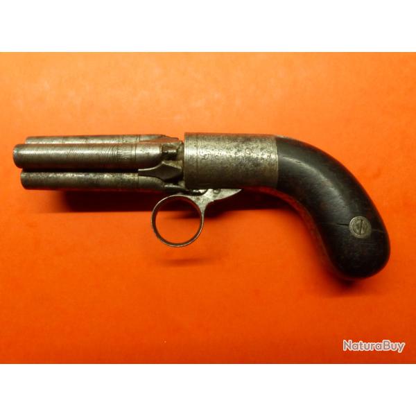 Poivri�re MARIETTE quatre canons .