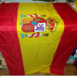 DRAPEAU DE L'ESPAGNE&nbsp;, DIMENSION 150 CM X 90 CM , DEUX OEUILLETS POUR LE SUSPENDRE , ETAT NEUF VOIR