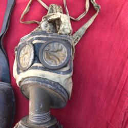 RARE LOT DE GRENIER WW1 1914/18 MASQUE &Agrave; GAZ FILTRE AU SON ET &Eacute;TUI COMPLET 1892