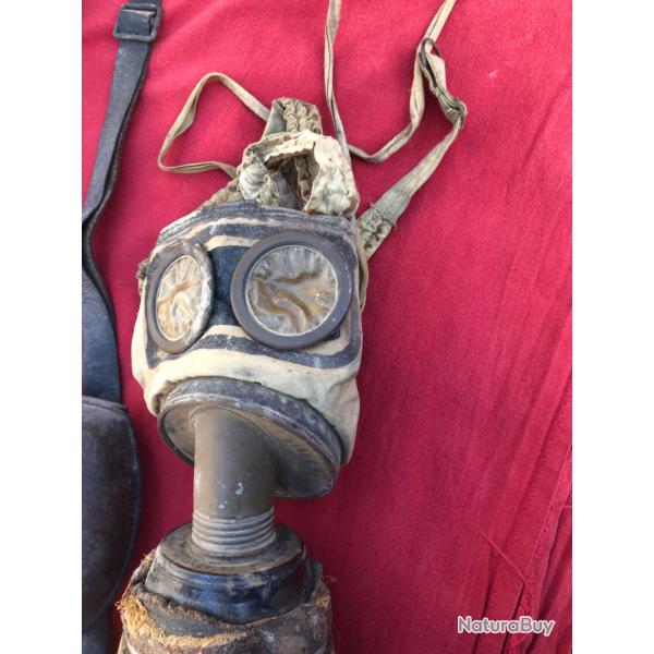 RARE LOT DE GRENIER WW1 1914/18 MASQUE � GAZ FILTRE AU SON ET �TUI COMPLET 1892