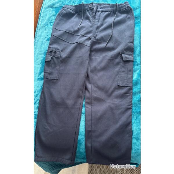 PANTALON MOLLETONN� BLEU MARINE TAILLE 42 �LASTIQUE, EN TR�S BON �TAT