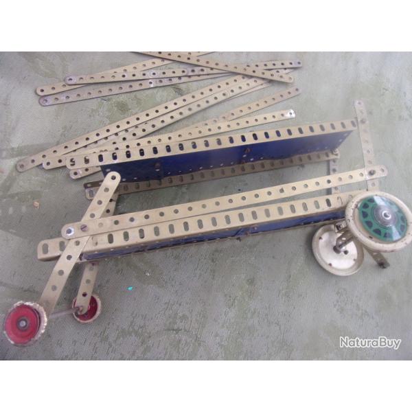 divers �l�ments et pi�ces Mecano