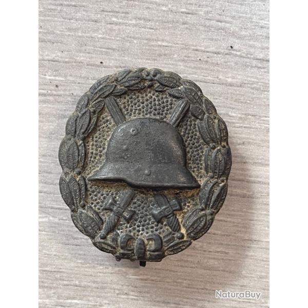 un insigne allemand des bless�s premi�re guerre mondiale