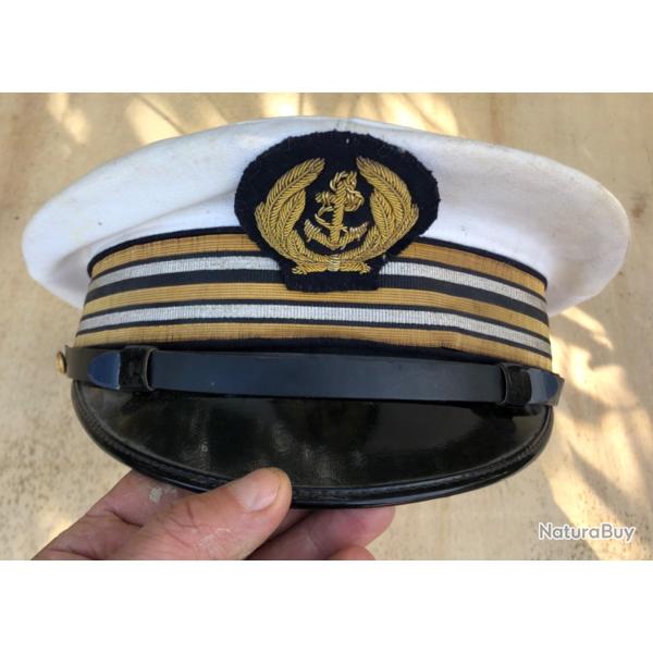 WW2 et apr�s casquette marine commandant Levasseur