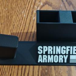 Support / Pr&eacute;sentoir pour pistolet 2011 Springfield prodigy, Tisas 9ds, Staccato, LFA  Apollo 11