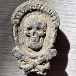 un insigne allemand premi&egrave;re guerre mondiale troupe d'assaut