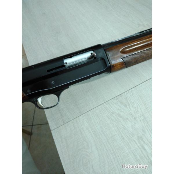 Semi automatique Verney Carron 12/70 (1�sans prix r�serve)