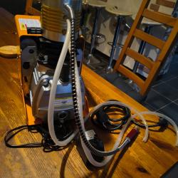 Marque : SHZICMY compresseur 1800 W .300 bar , 4500 psi tr&egrave;s puissant !bouteille ,pcp ect ..