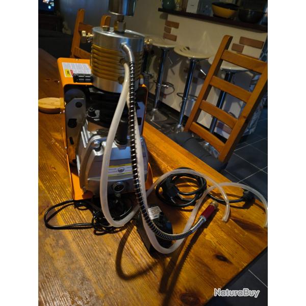 Marque : SHZICMY compresseur 1800 W .300 bar , 4500 psi tr�s puissant !bouteille ,pcp ect ..