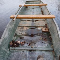 Barque &agrave; fond plat (type Jon boat")