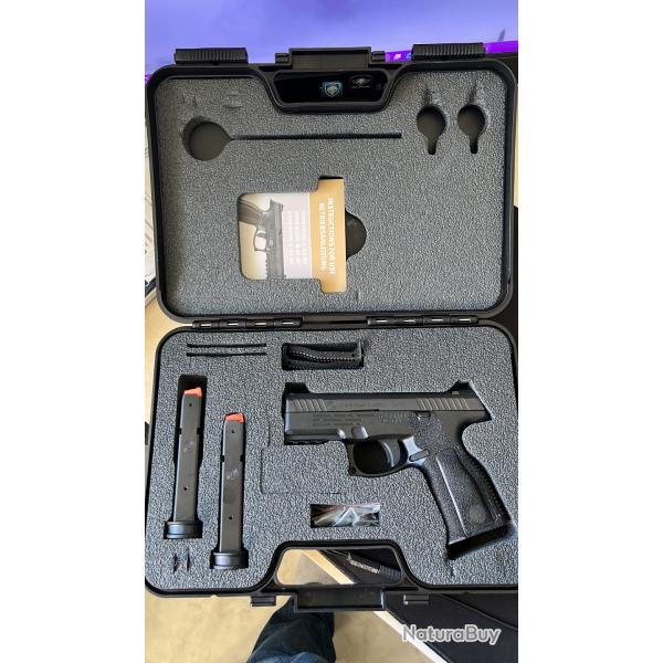 PISTOLET STEYR M9-A2 BLACK VIS�E TRAPEZO�DALE CAL.9x19