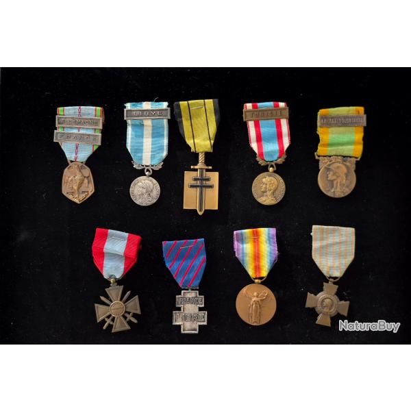 Important lot de d�corations militaires fran�aises - 1914 � 1962 - Ensemble complet coh�rent