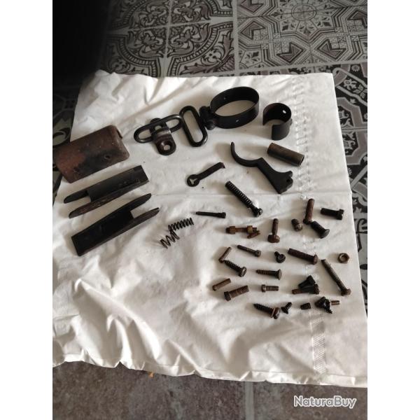 Lot pi�ces d�tach�es Mauser 98 et d�riv�s plus divers vis d armes