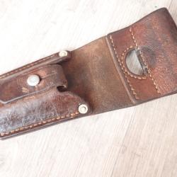RARE PORTE FOURREAU / GOUSSET / PORTE BAIONNETTE POUR FASS 57 du 1er TYPE