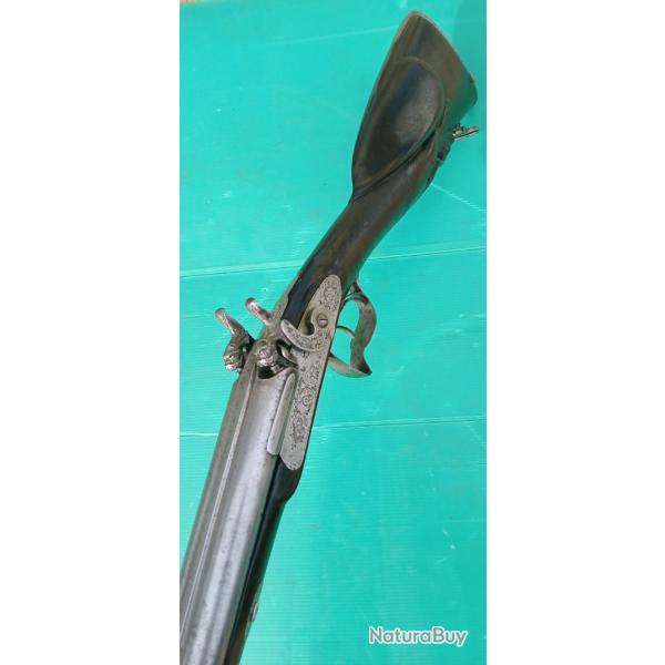 ANCIEN FUSIL A PERCUSSION : GUITTON A NEVERS  . CANON DAMMAS  . PARFAIT FONCTIONNEMENT  .