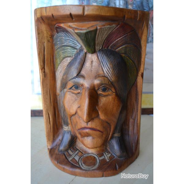 Sculpture en bois am�rindienne
