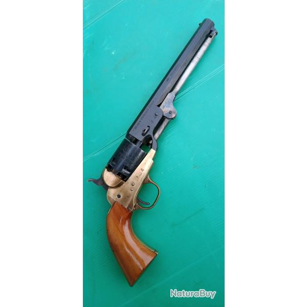 ANCIEN REVOLVER POUDRE NOIRE :  RIGARMI BRESCIA  MOD  NAVY CAL 36  . BEL ETAT .