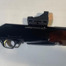 CARABINE BROWNING, MOD&Egrave;LE BAR SHORT TRACK, CALIBRE : 7mm WSM, TR&Egrave;S BON &Eacute;TAT, + POINT ROUGE V&Eacute;OPTIK.