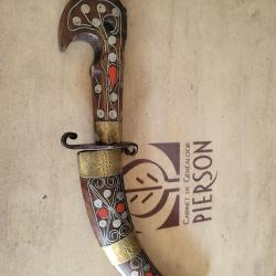 couteau d&eacute;coratif