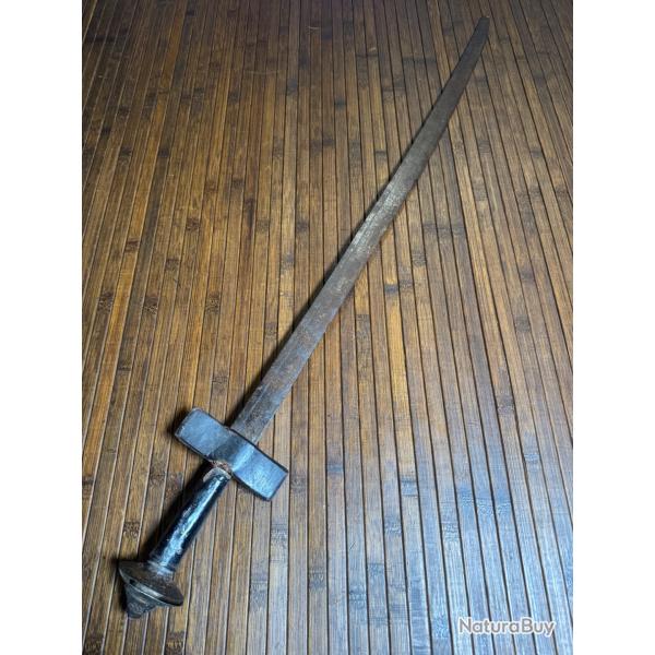 ANCIENNE �P�E TAKOUBA DE TOUAR�GUE AFRIQUE DU NORD XlX �ME