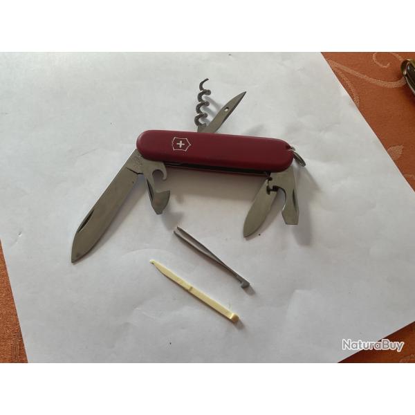 COUTEAU SUISSE ROUGE