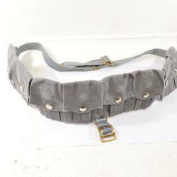 Cartouchi&egrave;re bandolier en toile de coton gris WEB . Bandouli&egrave;re survie. Style aventurier Afrique