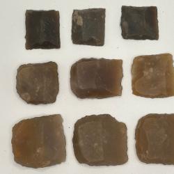 LOT DE SILEX TAILLES POUR FUSIL- PISTOLET ET MOUSQUETON