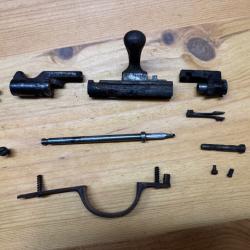 1 euro sans prix de r&eacute;serve - Pi&egrave;ces culasse fusil gras