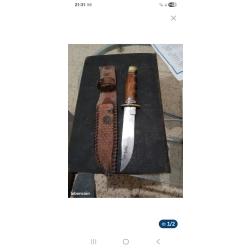 Couteau de chasse avec etui