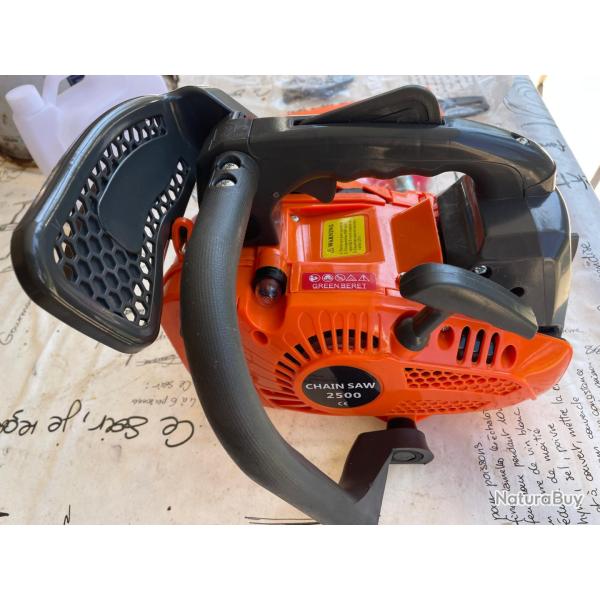 tronconneuse elagueuse 25cc neuve avec guide de 30cm.