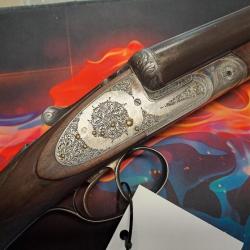 GUYOT JUXTAPOSEE A PLATINES CAL. 12/70 EN TRES BON ETAT + 30 CARTOUCHES OFFERTES + HOUSSE OFFERTE