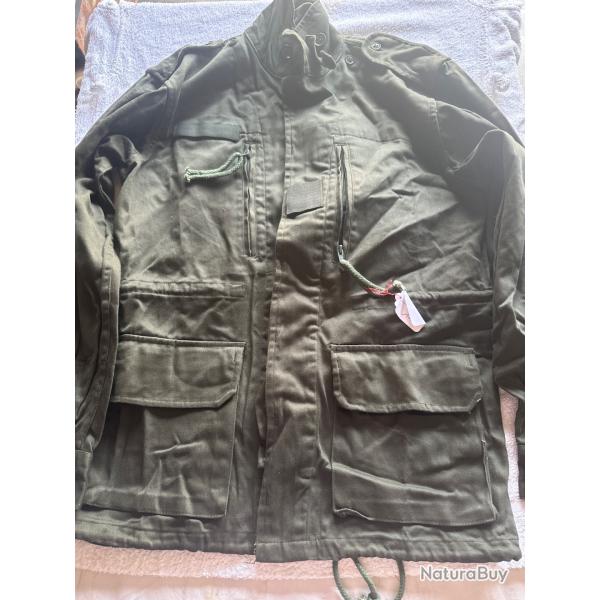 Veste de chasse avec �cusson