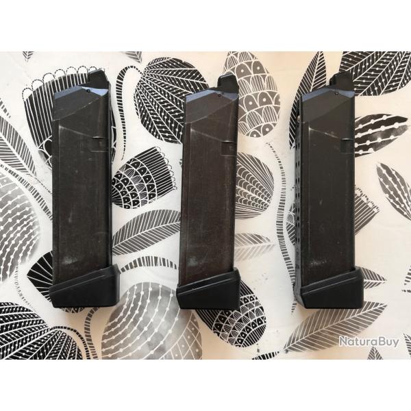 Lot 3 chargeurs Tokyo Marui Glock G17 / G18C GBB - originaux - bon �tat
