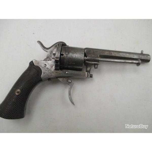 beau petit r�volver 7 mm a broche poin�on E L G avec son �tui cuir fonctionnement parfait