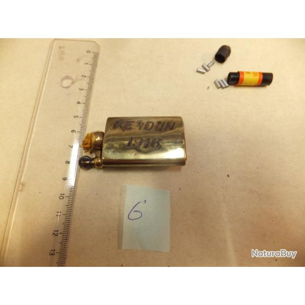 Beaux Briquet, de la grande guerre ( 1914  1918 ).  Avec marquage : VERDUN  1916                (6)