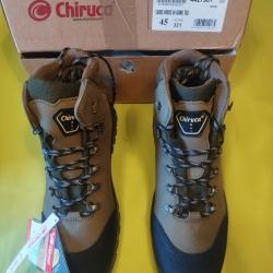 Chaussures Chirucca cares force Gore-tex pointure 45 neuve
