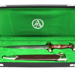 Coffret de pr&eacute;sentation et sa dague d'honneur RZM