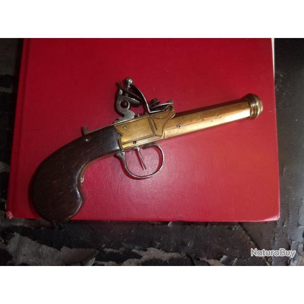 Petit pistolet a silex a identifier