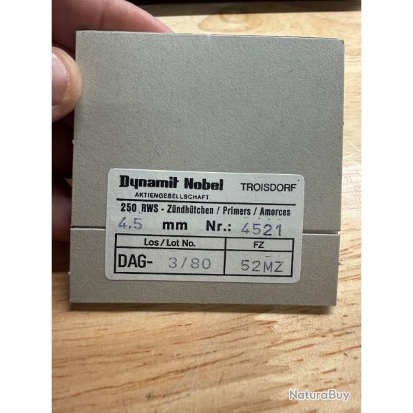 lot de 250 amorces BERDAN DYNAMIC NOBEL  4.5 mm small pistol (1)