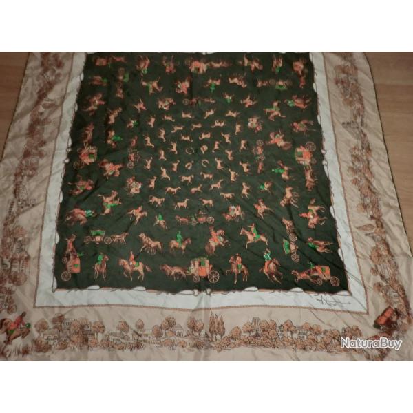 carr� foulard vintage roulott� 100%  soie  87 X 82  cm