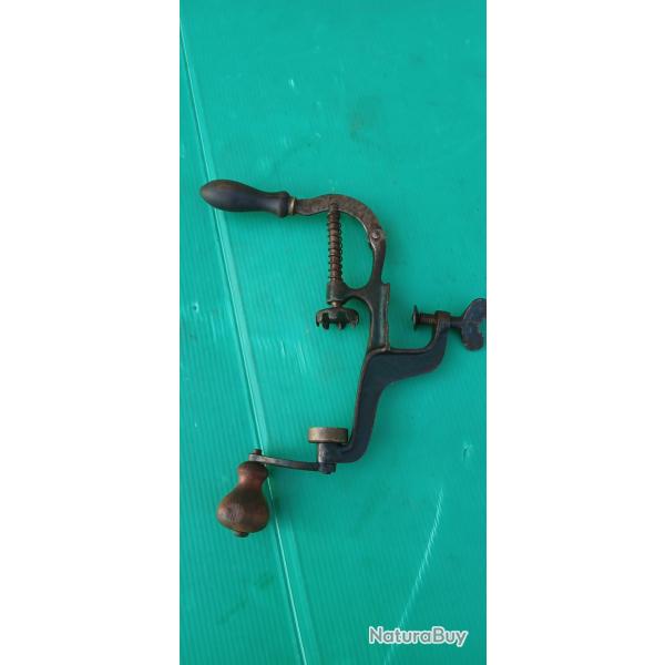 ANCIEN SERTISSEUR CAL 12  .  MECANIQUEMENT  FONCTIONNEL  .