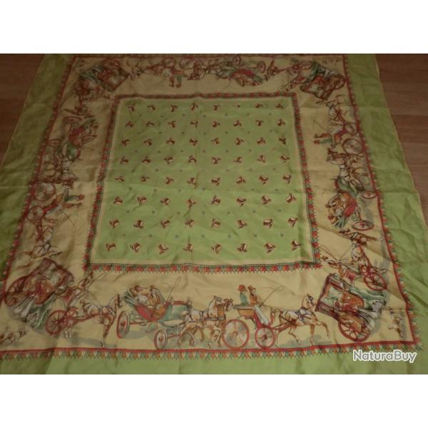 carr� foulard vintage roulott� 100%  soie  87 X 83  cm