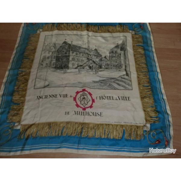 carr� foulard vintage 100% soie ancienne "" ancienne vue d' hotel de ville de mulhouse  77 X 75 cm